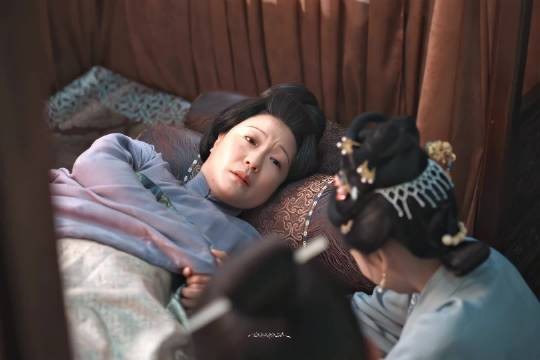 秦舜华一生困守内宅,离世后家人才知其名
