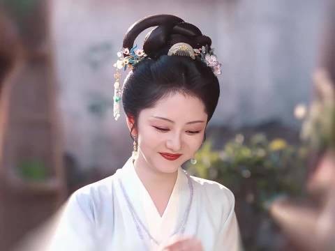 谭松韵饰演许兰香,乱世中顽强活着的原因太多