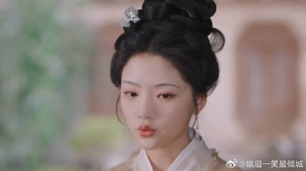 陈彦允简直理想年上模板，温柔有担当，尊重朝姐儿的顾虑和她携手共渡难关