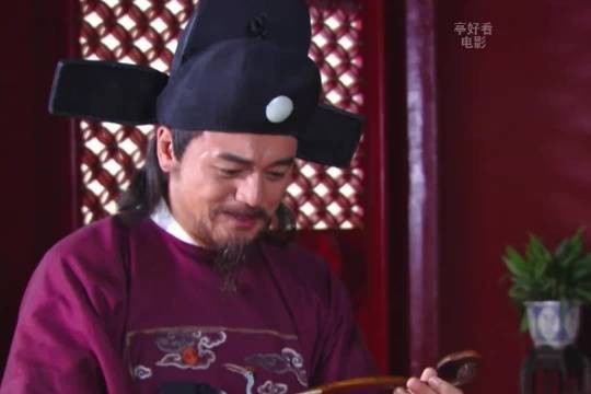 一把痒痒挠哄哭胡惟庸,马皇后一眼拆穿朱元璋装病诡计 朱元璋