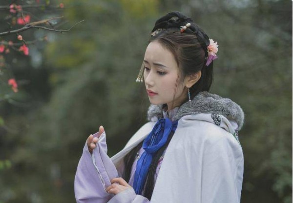 唐朝女诗人李季兰:6岁诗惊四座,父亲为何说她将来必为失德妇?