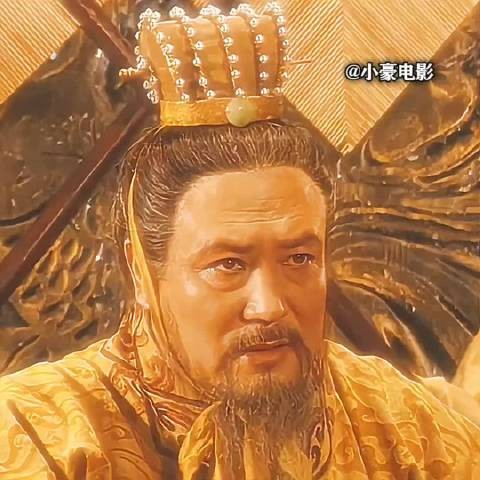 “各为其主,当为人主谋,谁不想当皇帝,只不过是能力不够罢了”