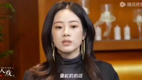我们屏幕前的观众，都不敢直视这个老年妆，就更不用说现场的工作人员了！…