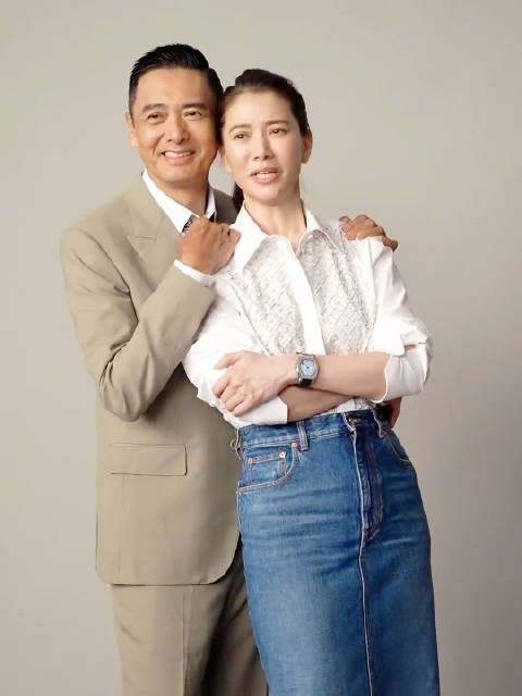 风流倜傥的许文强也老了 ,靓靓只有在发哥面前才会小鸟依人可爱模样