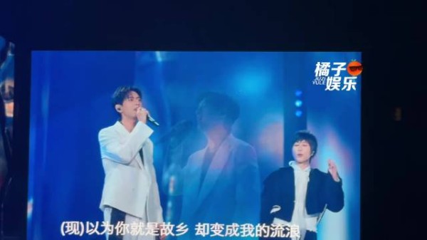 恭喜这个李现追星成功 !跟阿信老师合唱《那些女孩教我的事》给现唱美了