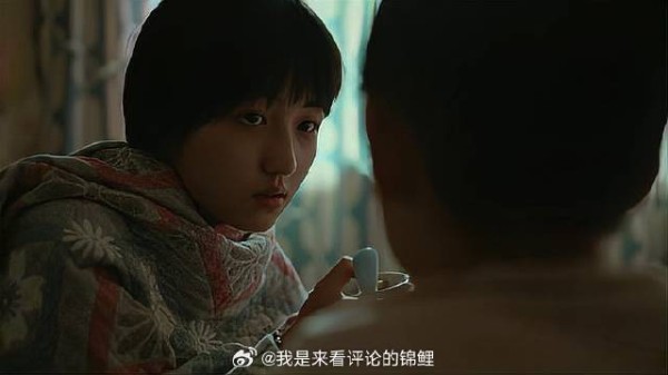 弟弟以为姐姐生病 热水泡生姜给她喝,下秒一句话泪目