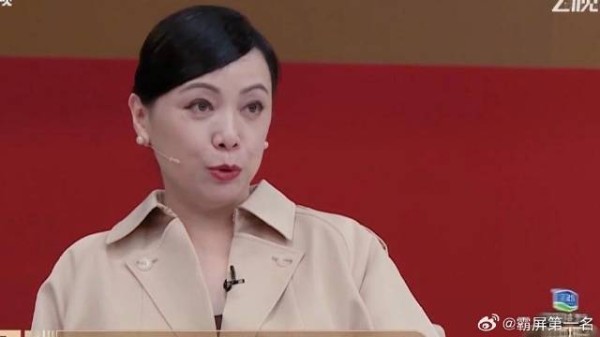 被邓萃雯问：会不会嫉妒女主角，下秒郭晓婷的这番话，三观太正了！
