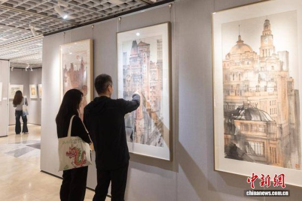 笔墨铺展申城美 海派书画家展出45件佳作