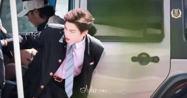 但是俺们沈言教授开车真的很帅啊 完全男神啊