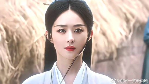 惊鸿一瞥,赵丽颖定格在这,太美了