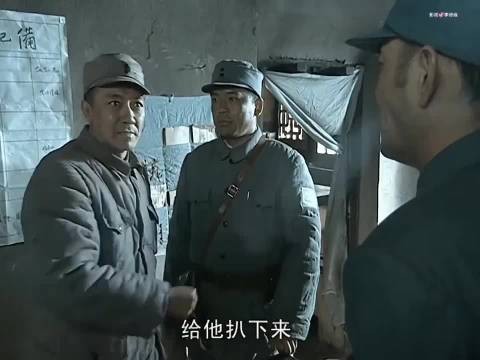 李云龙说楚云飞是吃将委员长皇粮的，自己没发比