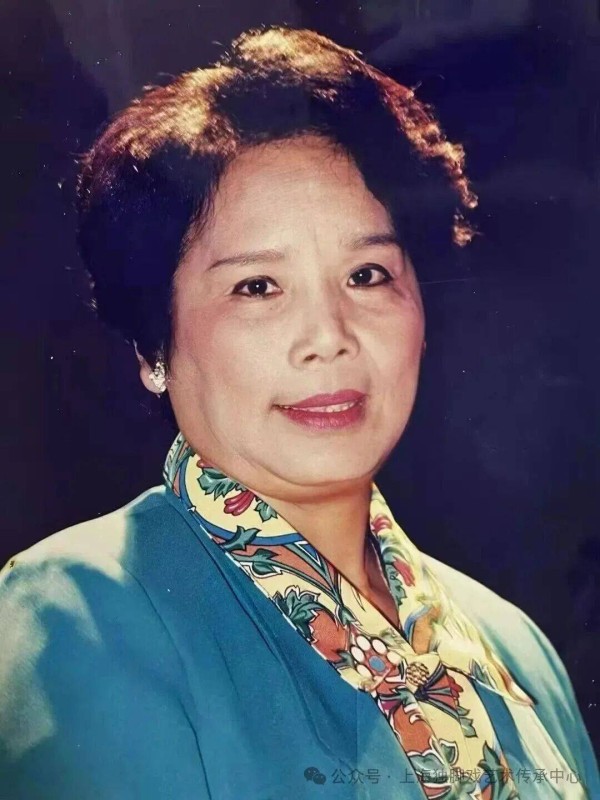 一级演员方艳华，逝世