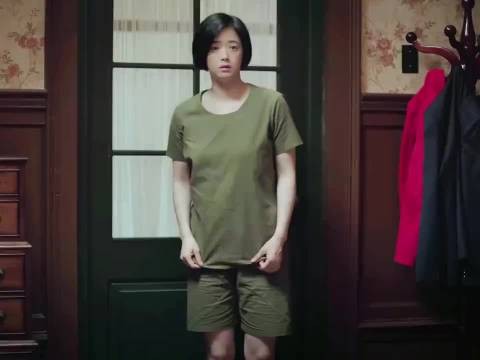 小夫妻的新婚之夜,没想到因为不适应闹出了笑话
