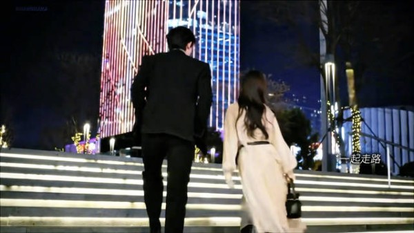 美人余导演是赴韩进修了吧