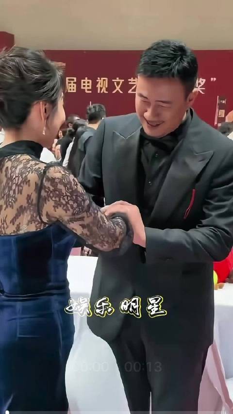 第二次见这个动作，撒娇女人最好命喵