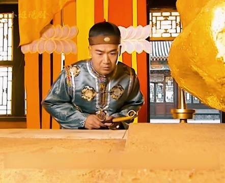 和珅最狼狈的一天:被亡命总督拿刀架脖,沦为人质!