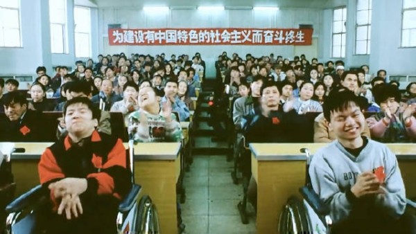 只因流了一次口水，这个废人竟收获了两个女人的爱情