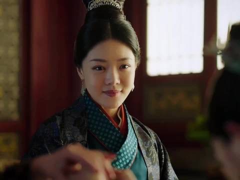 胡善祥咄咄逼人,皇后走投无路了,带着太子一同赴亖