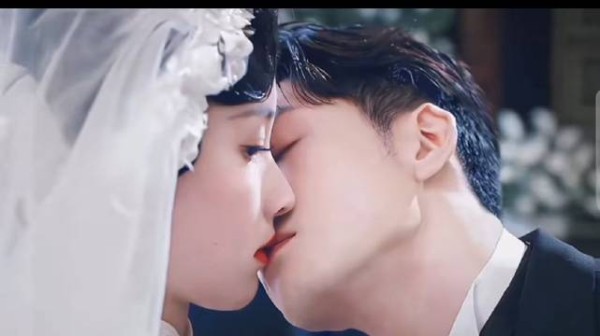 孤舟:那个时代背景下，爱而不得是人间常态，两个人的婚礼，三个人的遗憾