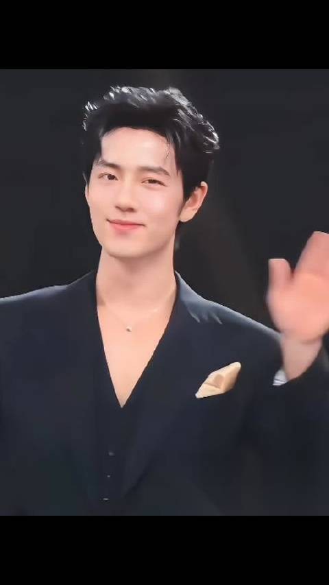 肖战出道十年首办巡演,南京上海预约人数破百万