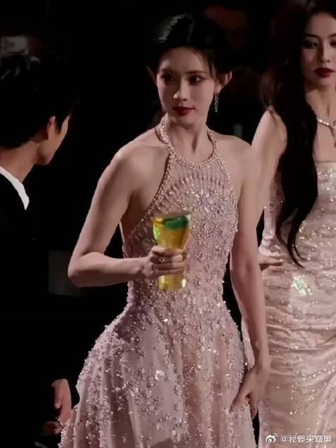 李昀锐、孟子义也太甜了，圈里人也都在嗑他们吧！