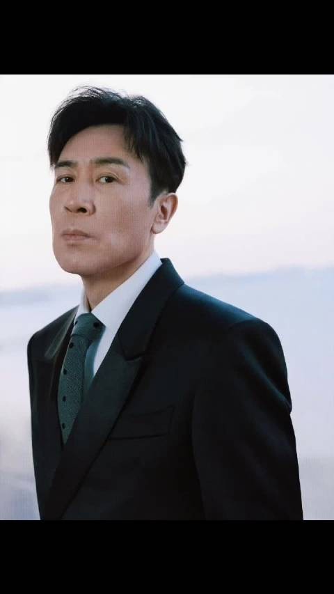 西装的魅力无处不在，于和伟西装杀于和伟魅力
