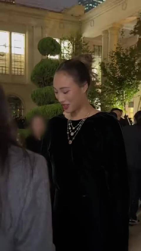 女王范！国际范！就是个专业的超模！