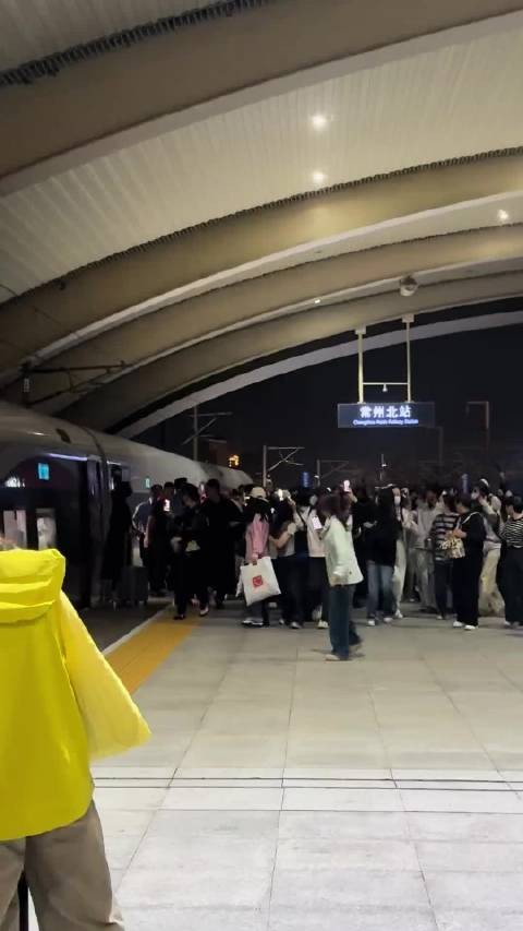 如果对他不闻不问如同路人,他又怎么想?