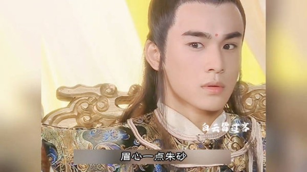 真不怪观众为他打抱不平，顶着这张脸总是演爱而不得的男二，能不让人意难平吗