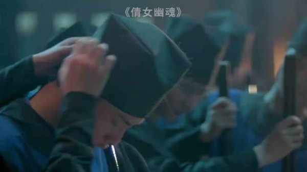 大人审累了加钱也是应该的