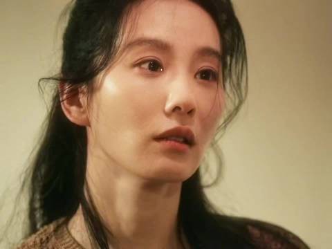 刘诗诗首部悬疑剧开播,搭杨阳导演,待播千里江山图