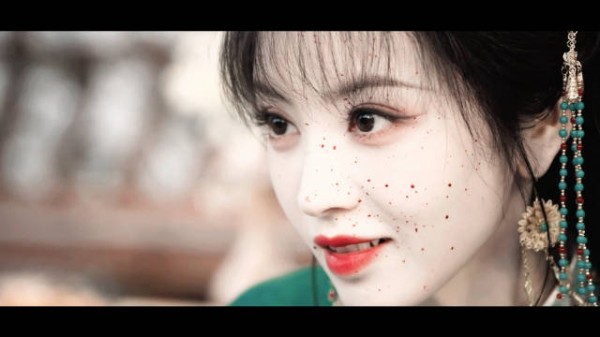 此时魏娆已经不耐烦了
