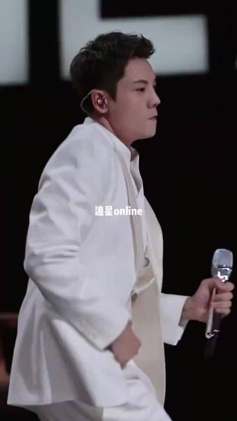 陈伟霆澳门演唱会门票开售秒没