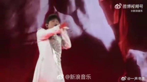 张杰深圳演唱会首唱振乾坤,国风编曲英文rap全开麦