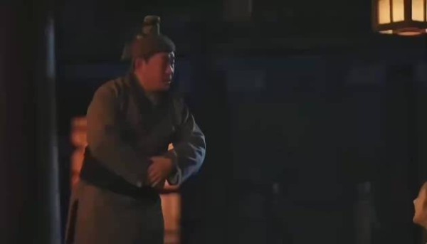 曼娘:面试呢,干嘛呢你们,烦死了