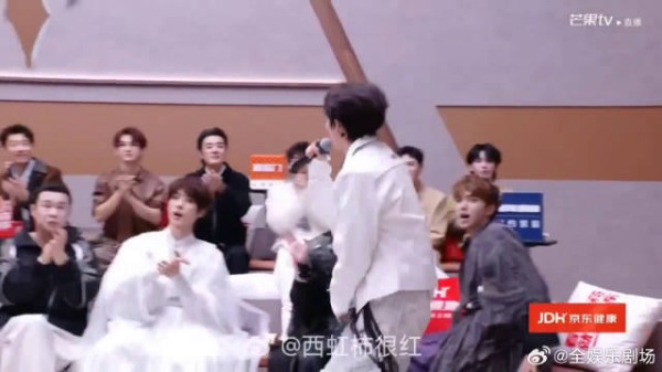 曾辉时隔许久再唱只对你有感觉2.0从容感拉满