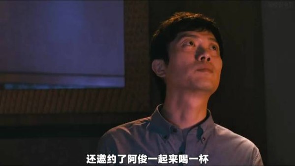 捉奸侦探被下药迷晕，雇主惨死床上成杀人嫌犯