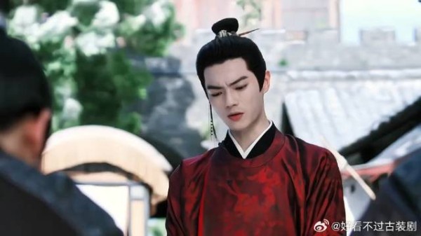 沈大人脸上笑嘻嘻,手段丝毫不软