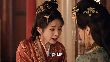 这个嫁金钗的编剧是不是小时代爱好者啊,怎么君黛发疯发着发着,就发烂发臭了