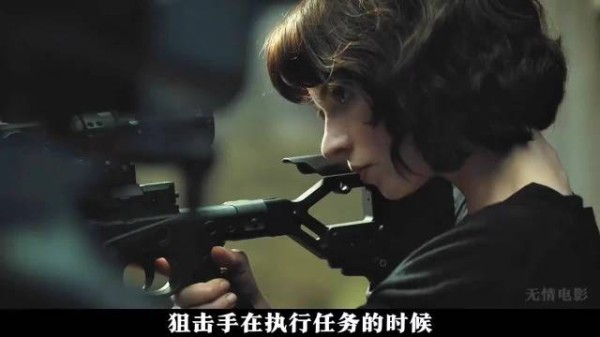 这女演员太漂亮了,身材又好个头还高!