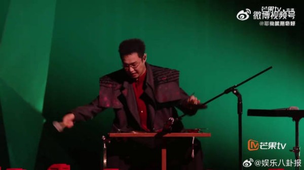 一曲《在梅边》惊艳全场,颜安被舞台打动,连续三遍表白王力宏