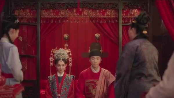 兰香如故：庶女为了改变命运，主动顶替二姐给老侯爷当续弦！