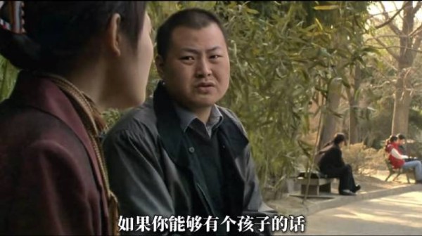 女孩情伤后独留陌生城市求生,阶层爱恋代价沉重
