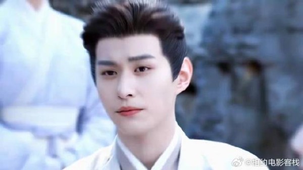 原来是打直球的纯爱小狗吗？还是改不了爱磕男二女主的习惯