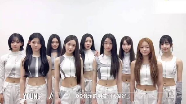 李秀满新女团A2OLITE用中文打招呼