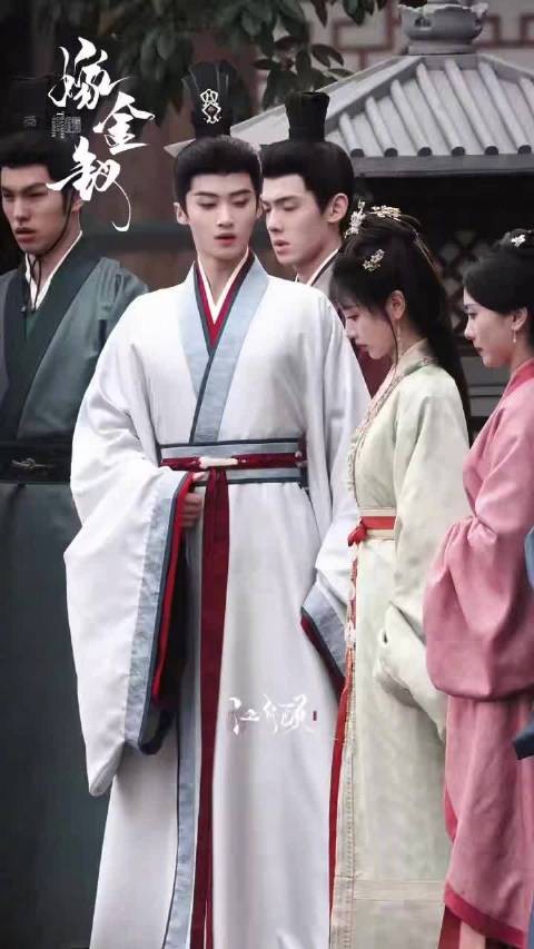 魏娆连拿柿子韩辽,怀疑者全被她化解