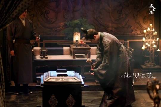 韩辽这下好了招惹来一位祖宗回来惹了小的来了老的 嫁金钗！