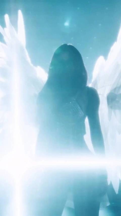 凯莉·詹娜身穿5000万美元维密Fantasy Bra亮相大秀