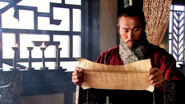 危急关头清醒认清敌我差距，隐忍退让为变法图强埋下伏笔