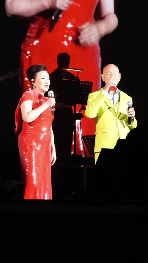 男人最怕的问题来了,汪明荃问罗家英结婚多少年了!